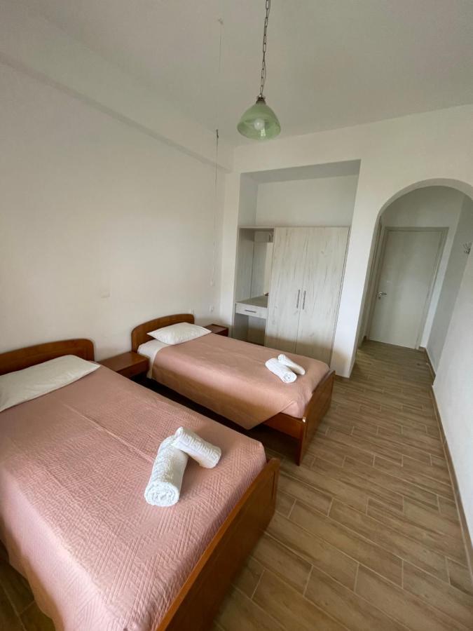 Nafsika Apartments Agios Georgios Pagon Bagian luar foto