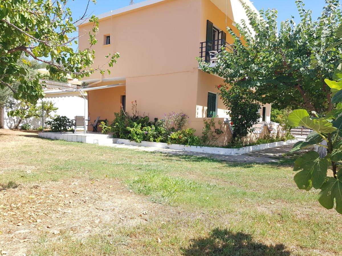 Nafsika Apartments Agios Georgios Pagon Bagian luar foto
